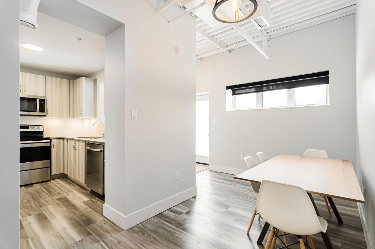 Station 1 By Terra Hospitality Aparthotel Moncton Bagian luar foto