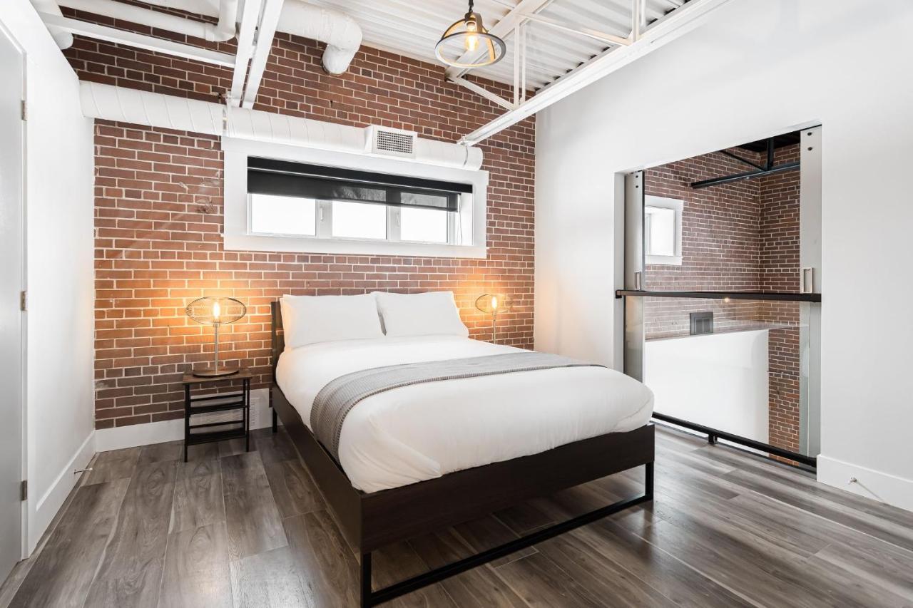 Station 1 By Terra Hospitality Aparthotel Moncton Bagian luar foto