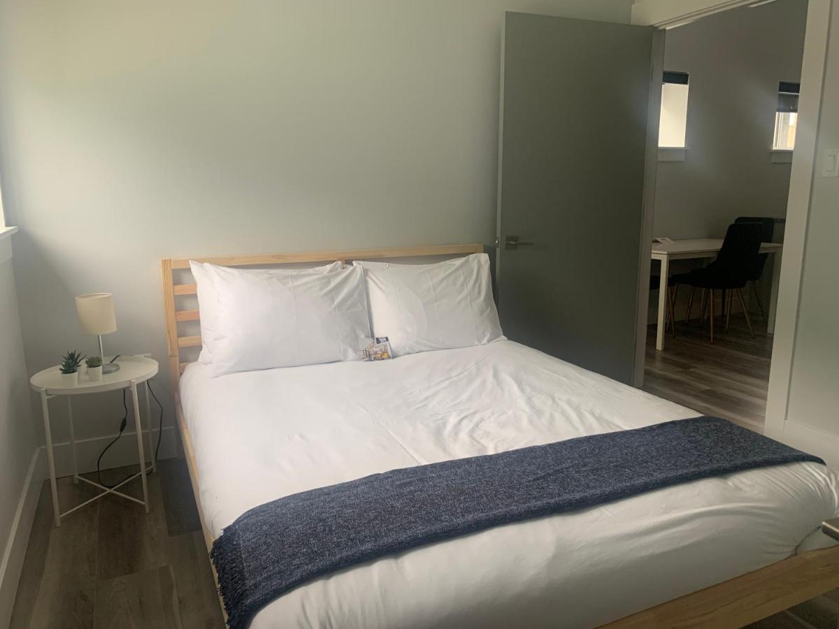 Station 1 By Terra Hospitality Aparthotel Moncton Bagian luar foto