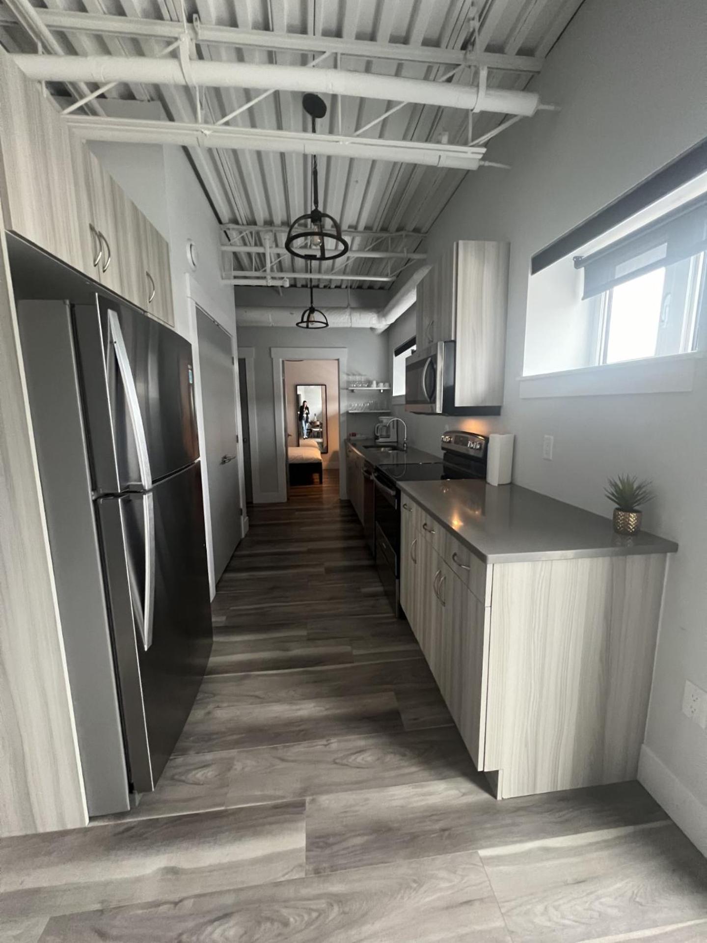 Station 1 By Terra Hospitality Aparthotel Moncton Bagian luar foto
